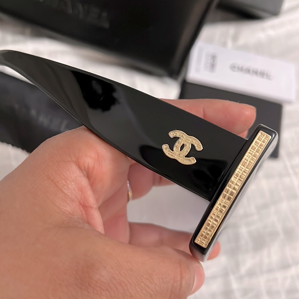 **SOLD** Chanel sunglasses.
